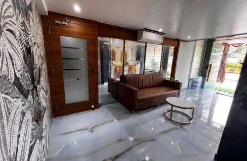 Vashi Hotel | MEGH INN