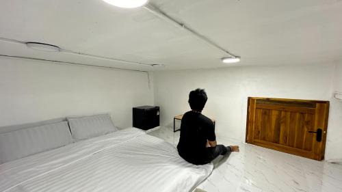 Bang Phlat Apartment | Megun capsule 150 cm