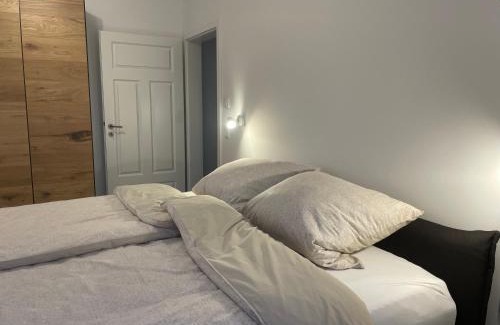 Kirchlinteln Apartment | Meine Schule Sehlingen, exklusiver Familien oder Generations-Landurlaub, Treffen mit Freunden, Team-Auszeit, Workation, Sauna, Ruhe & Erholung genießen sowie Niedersachsen, Verden & die Lüneburger Heide entdecken