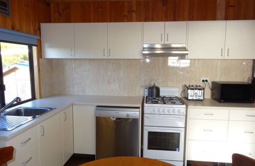 Wright Cabin | Melaleuca - Venus Bay, South Australia - Beautiful views, tranquil setting