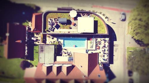 Zech Hotel | Melbo's Home