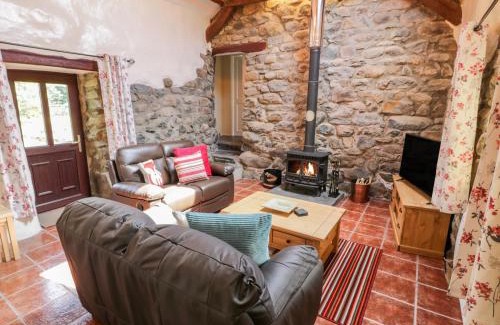 Garndolbenmaen House | Melin Bach