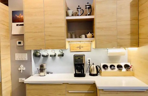 Lancaster Apartment | Mellow Yellow in Lanc City