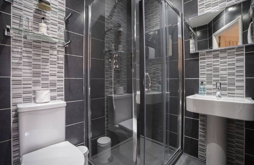 Ambleside House | Melrose Guest House