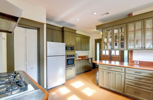 East Midtown House | Memphis Home in Cooper-Young: 4 Mi to Beale Street