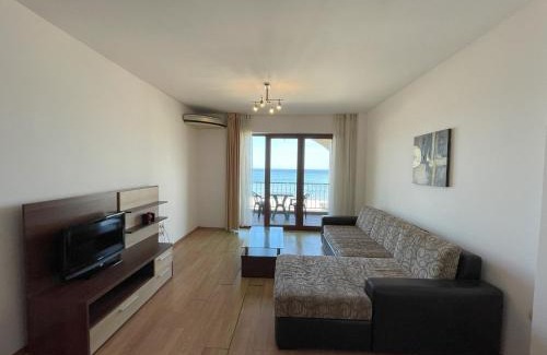 Tsarevo Apartment | Menada Rocamar Apartments