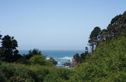 Fort Bragg Resort | Mendocino Cove
