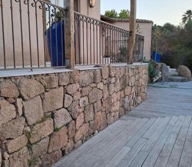 Bonifacio Villa | Mer & Maquis