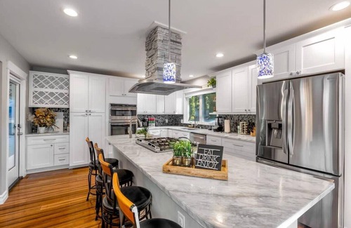 Mercer Island House | Mercer Island Modern Family-Friendly Home | I-90