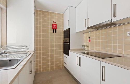 Bairro Alto Apartment | Merces 2 BDR Apt Bairro Alto