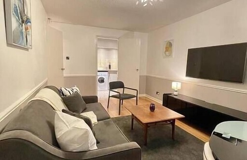 City Centre Glasgow Apartment | Merchant City 1 BD Exec Apart w/parking Albion 2