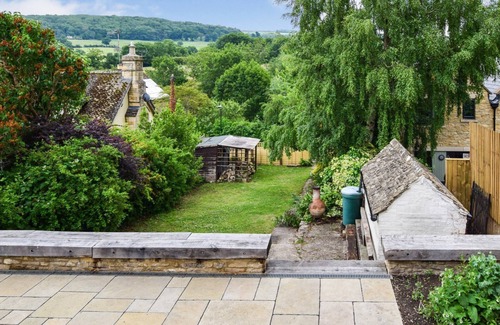 Winchcombe House | Mercia House - sleeps 8 guests in 4 bedrooms