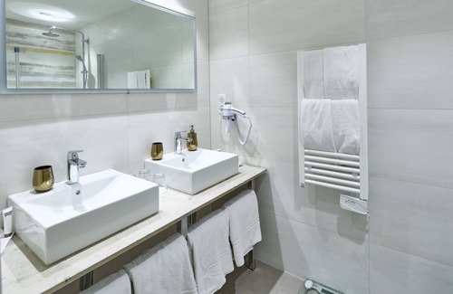 Blotzheim Hotel | Mercure Bale Mulhouse Aeroport