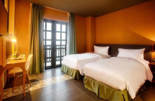 Hoa Vang Hotel | Mercure Danang French Village Bana Hills