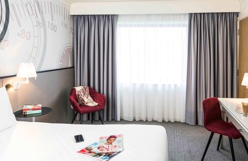 Brands Hatch Hotel | Mercure Dartford Brands Hatch Hotel & Spa