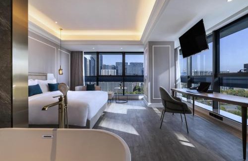 Yuhang District Hotel | Mercure Hangzhou Xixi Wetland