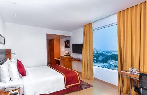 Punjagutta Hotel | Mercure Hyderabad KCP Banjara Hills, An Accor Hotel