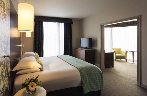 Sheffield City Centre Hotel | Mercure Sheffield St Paul's Hotel & Spa