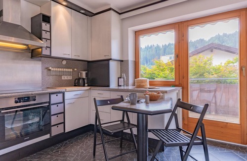 Hopfgarten Markt Apartment | Merged apartment at only 1.3 km to the ski lift