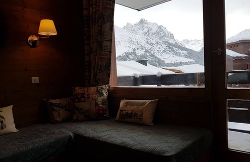 Meribel-Mottaret Apartment | Méribel-Mottaret 2 rooms of 27m2, beautiful south view, ski in ski out at 1800 m