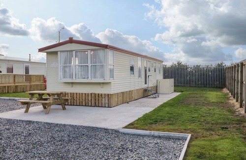Limavady Cottage | Meric Stone Holiday Lets Caravan 1