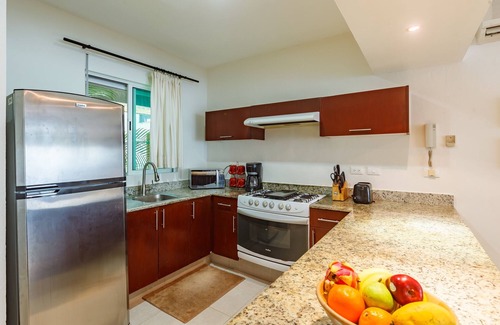 Zazil-ha Condo | Meridian Beach Condo, 200m from beach and 5th avenue, Wifi