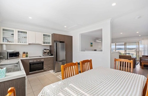 Port Elliot Apartment | Meridian U1-4 Hutton St