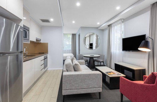 Macquarie Park Apartment | Meriton Suites North Ryde