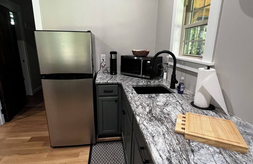 Thurmond Cottage | Merlot-Newly Constructed 2 bedroom Cottages at Jones von Drehle