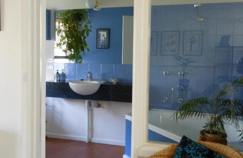 Bright House | Merrimeet Cottages