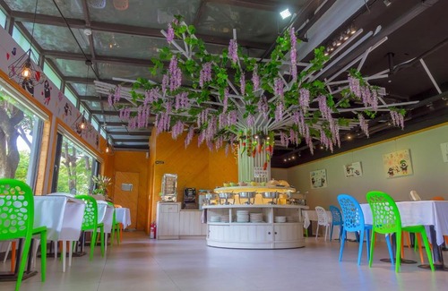 Cianjhen District Hotel | Merryseasons