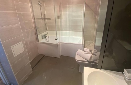 Maidstone Apartment | Merve Apartments 9 - Deluxe Serviced Apartment