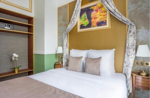 4th Arrondissement Apartment | Merveil - Luxury Suite - Notre-Dame - Saint Louis