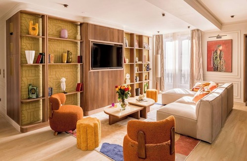 3rd Arrondissement Apartment | Merveil - Signature Suite - Marais - Archives II