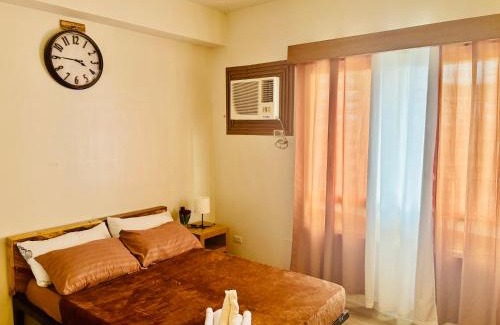 Bantud Hacienda Apartment | Mesavirre Garden Residences - Cozy Den
