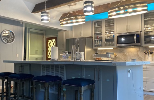 Hamilton Branch House | Mesmerizing Riverfront Cabin on Hamilton Branch