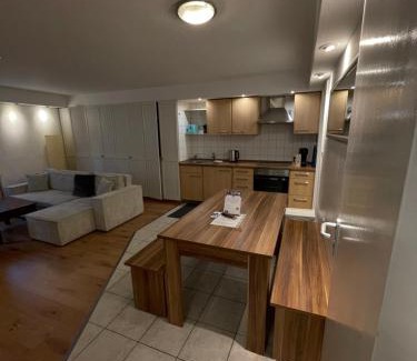 Charlottenburg-Wilmersdorf Apartment | Messe Apartment Berlin