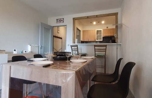 Metabief Apartment | METABIEF - Residence LES GENEVRIERS - Building Les Gentianes - 6 People