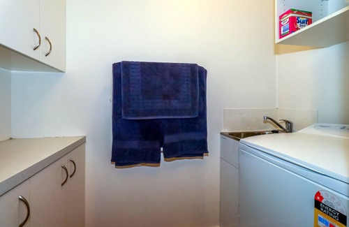 Methven House | Methven Ski Bach | No Guest Fees