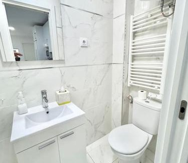 Prosperidad Apartment | Metro Avenida de América 09