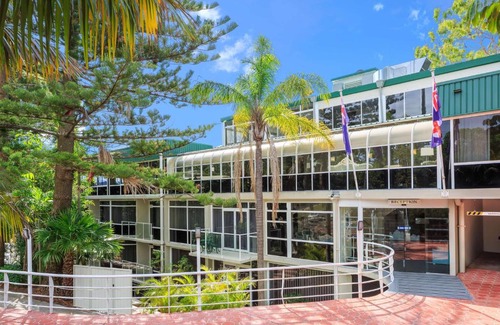 Newport Hotel | Metro Mirage Hotel Newport