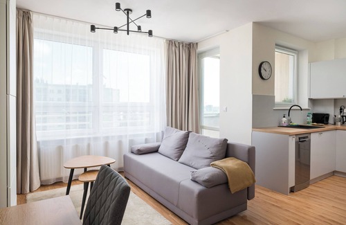 Ursynow Apartment | Metro Stokłosy Comfort Studio