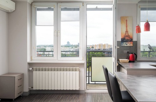 Nowa Praga Apartment | Metro Szwedzka Homely Apartment