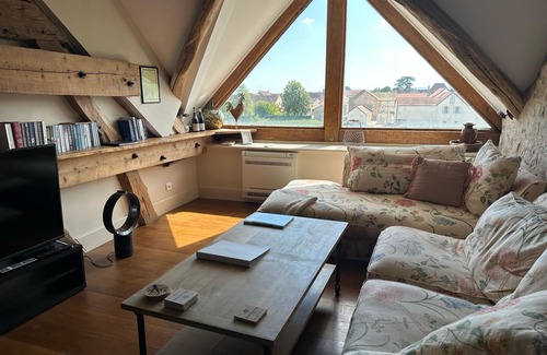 Meursault House | Meursault, Burgundy - luxury renovated barn overlooking vines - ‘Le Clos’