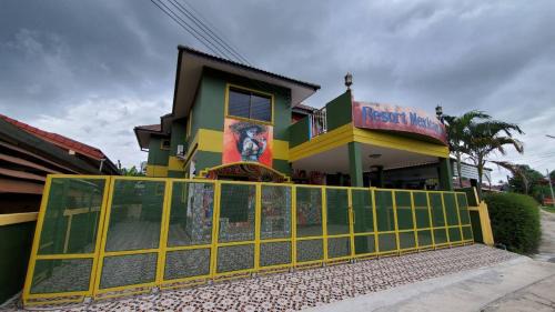 Lampang Villa | MEXICAN DOS LAMPANG