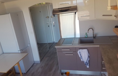 Cavaliere Apartment | mezzanine studio with magnificent sea view, 300 m from the beach of bonporteau
