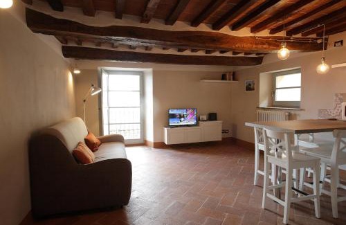 Montepulciano Apartment | Mezzanino L Palazzo Gagnoni Grugni