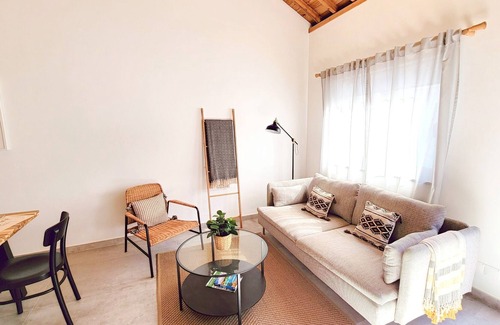 Praia da Vitoria House | MF Terceira - Villa With Terrace & Ocean Views