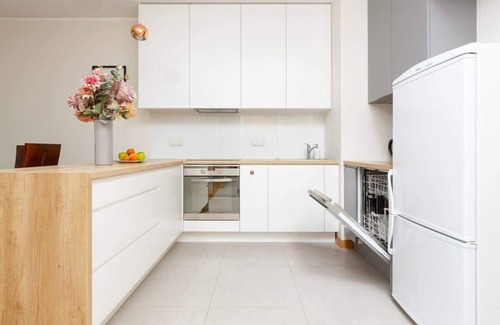 Praga Poludnie Apartment | Międzyborska 10B Warsaw | Comfortable Apartment with Functional Interior | Balco