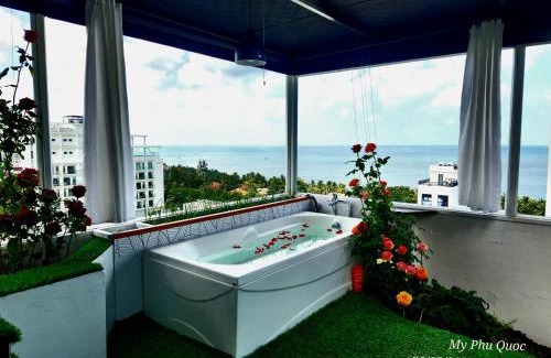 Duong Dong Apartment | Mi Amor Ocean Penthouse - 3 minutes to the beach - Downtown